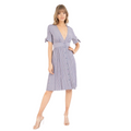 Vestido azul midi de rayas con escote profundo y botones frontales