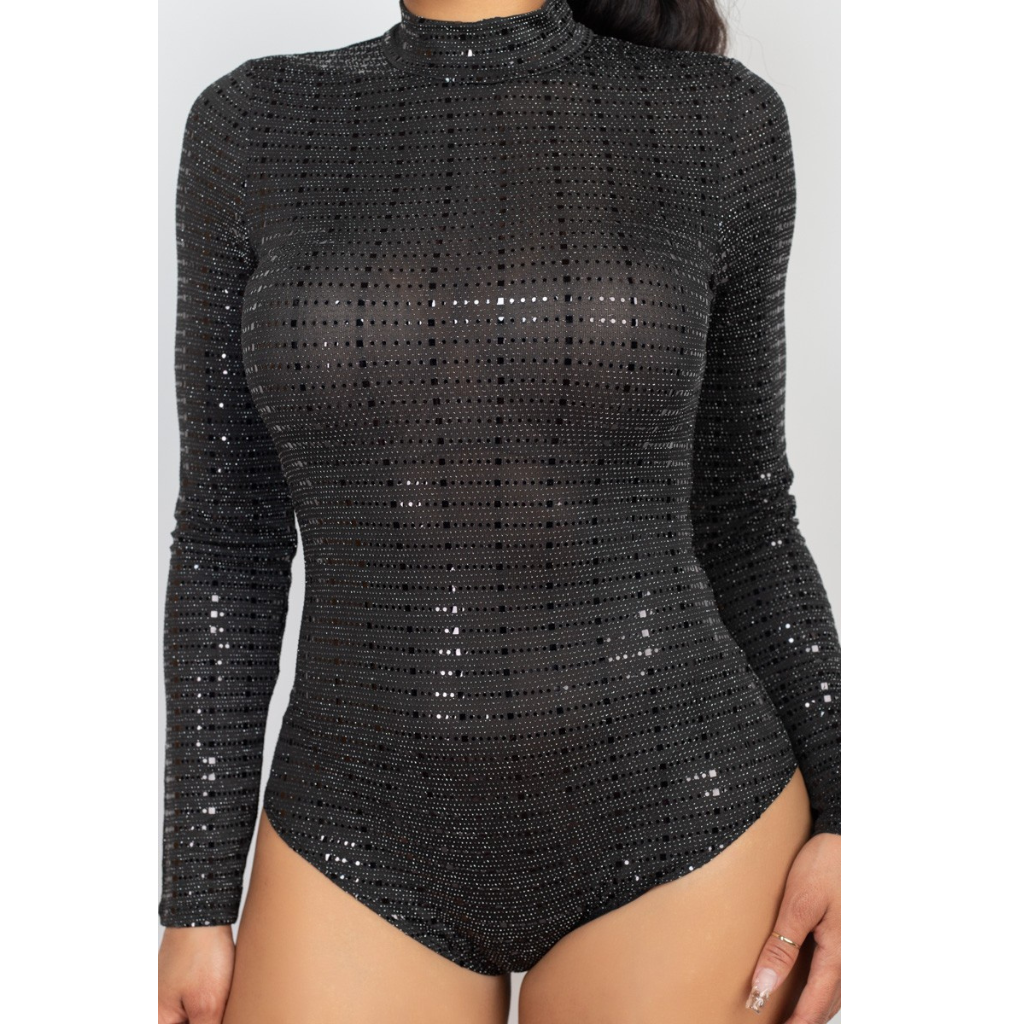 Bodysuit negro manga larga con brillos y cuello alto
