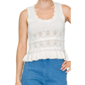 Blusa Tejida Blanca con Detalles Calados y Olan
