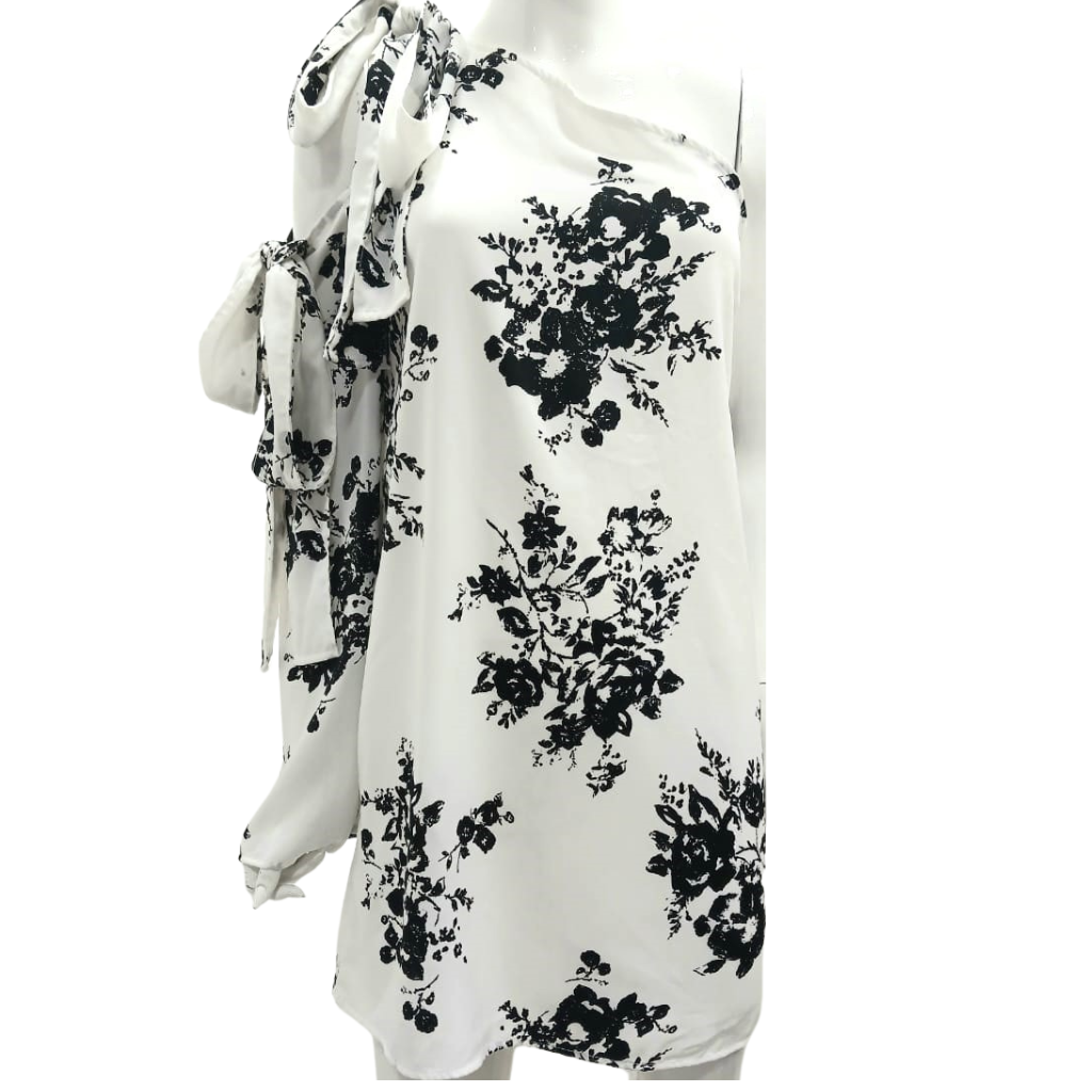 Vestido asimétrico floral blanco y negro con moños laterales