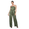 Jumpsuit strapless verde con bolsillos cargo