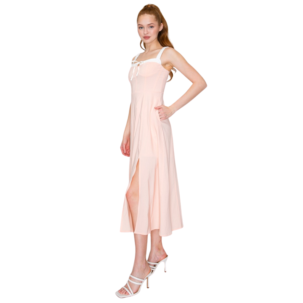 Vestido Midi Rosa Nude con Tirantes y Abertura Elegante