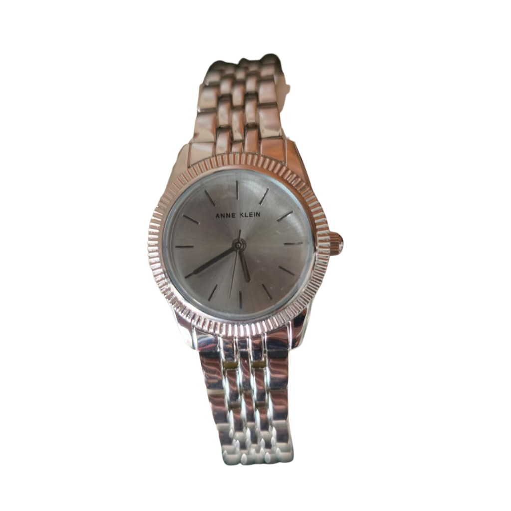 Reloj Anne Klein Plateado con Brazalete Metálico