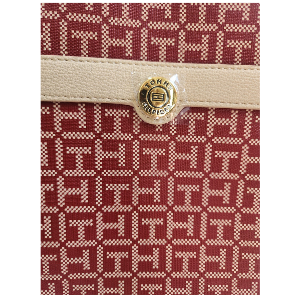 Bolsa Tommy Hilfiger crossbody roja con monograma
