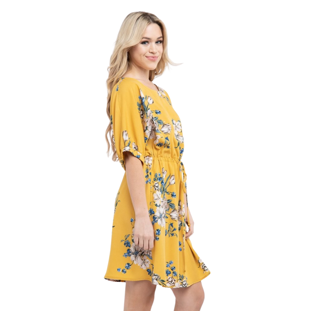 Vestido amarillo floral con cinturón ajustable