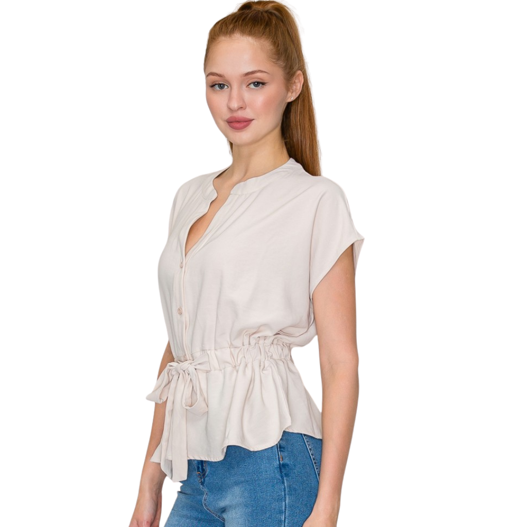 Blusa Beige Ligera con Ajuste en Cintura Manga Corta Elegante