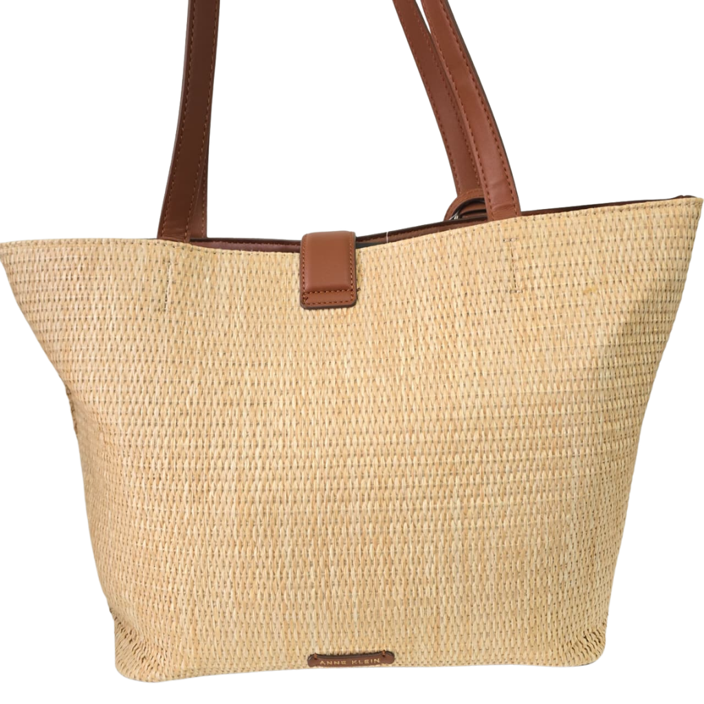 Bolsa Tote Anne Klein Tejida Beige con Pouch Café
