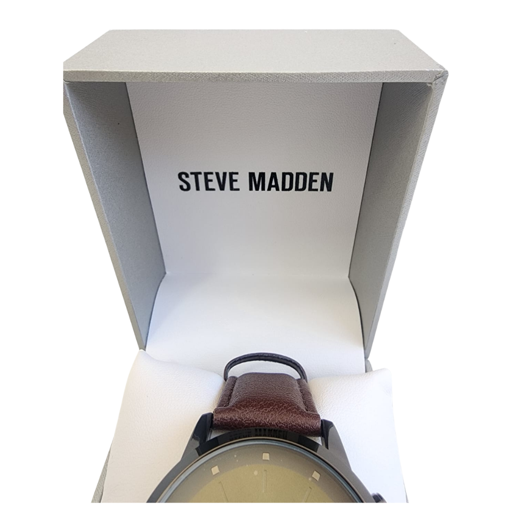 Reloj Steve Madden Hombre Café con Esfera Dorada Diseño Clásico Elegante