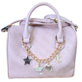 Bolso Satchel Juicy Couture Rosa Claro con Charms Decorativos y Correa Ajustable