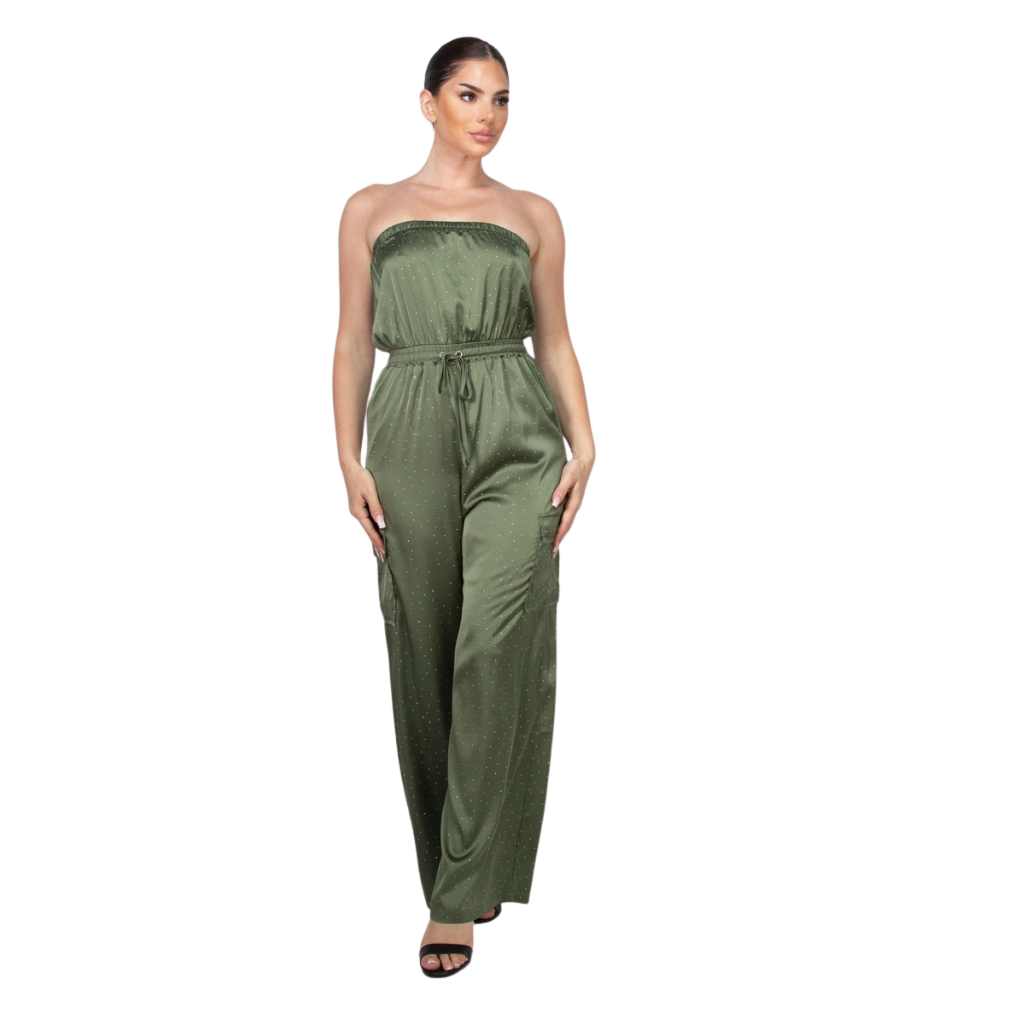 Jumpsuit strapless verde con bolsillos cargo