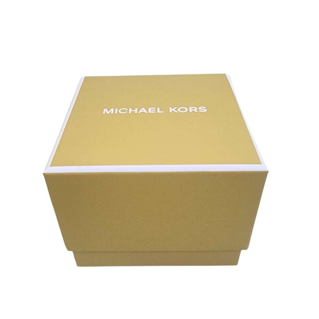 Set de aretes Michael Kors dorados 3 pares con diseño corazón y logo MK