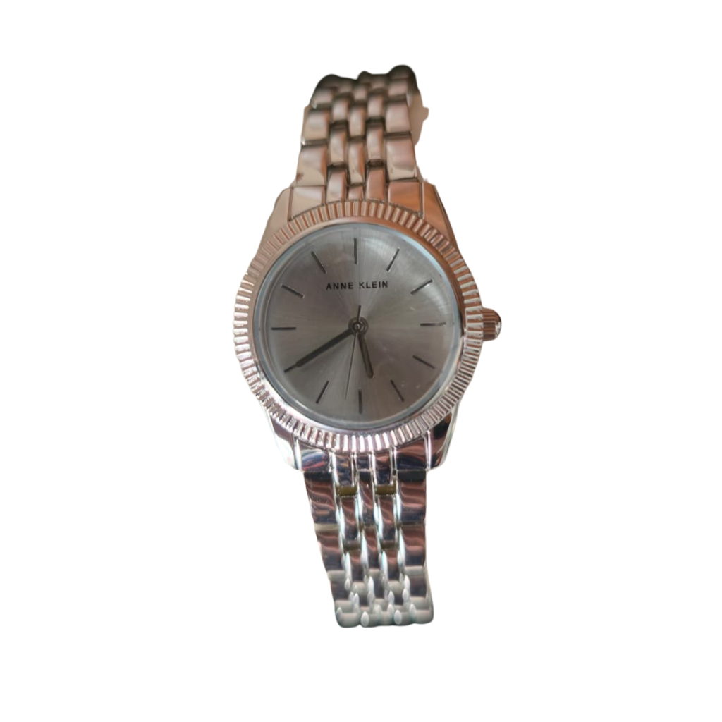 Reloj Anne Klein Plateado con Brazalete Metálico