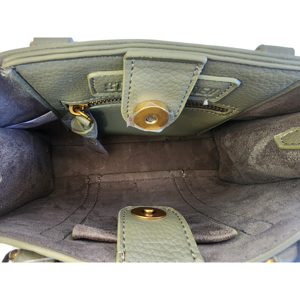 Bolsa Steve Madden verde con monedero corazón y correa ajustable