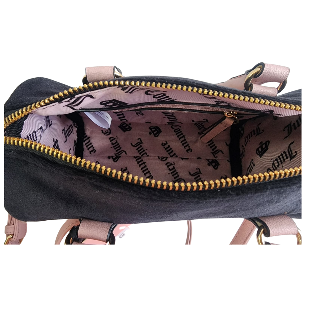 Bolsa Juicy Couture terciopelo negro con detalles rosa y correa ajustable