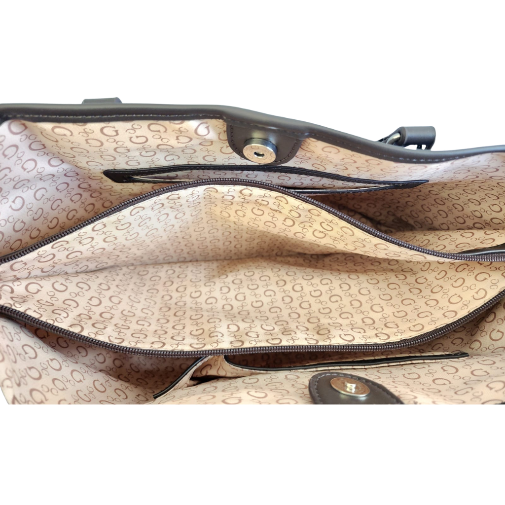 Bolsa Guess original café con monograma y asas largas  Descripción: