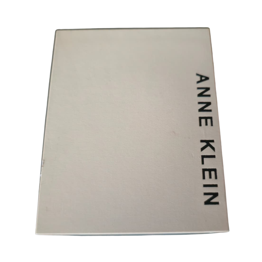 Reloj Anne Klein Plateado con Brazalete Metálico